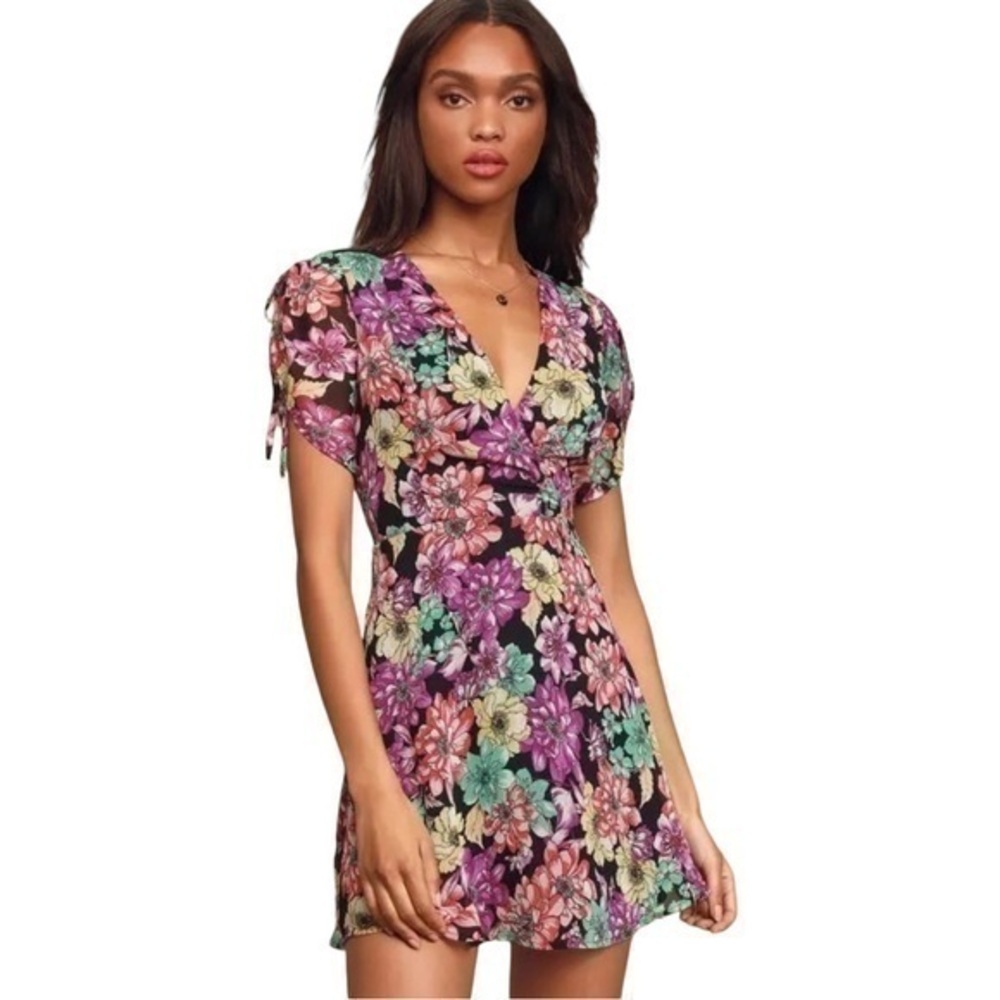 Lulus Fond Feelings Black Multi Floral Print Short Sleeve Mini Dress 💕